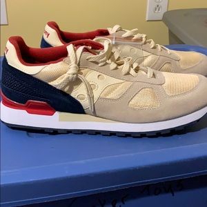 Saucony Sneakers